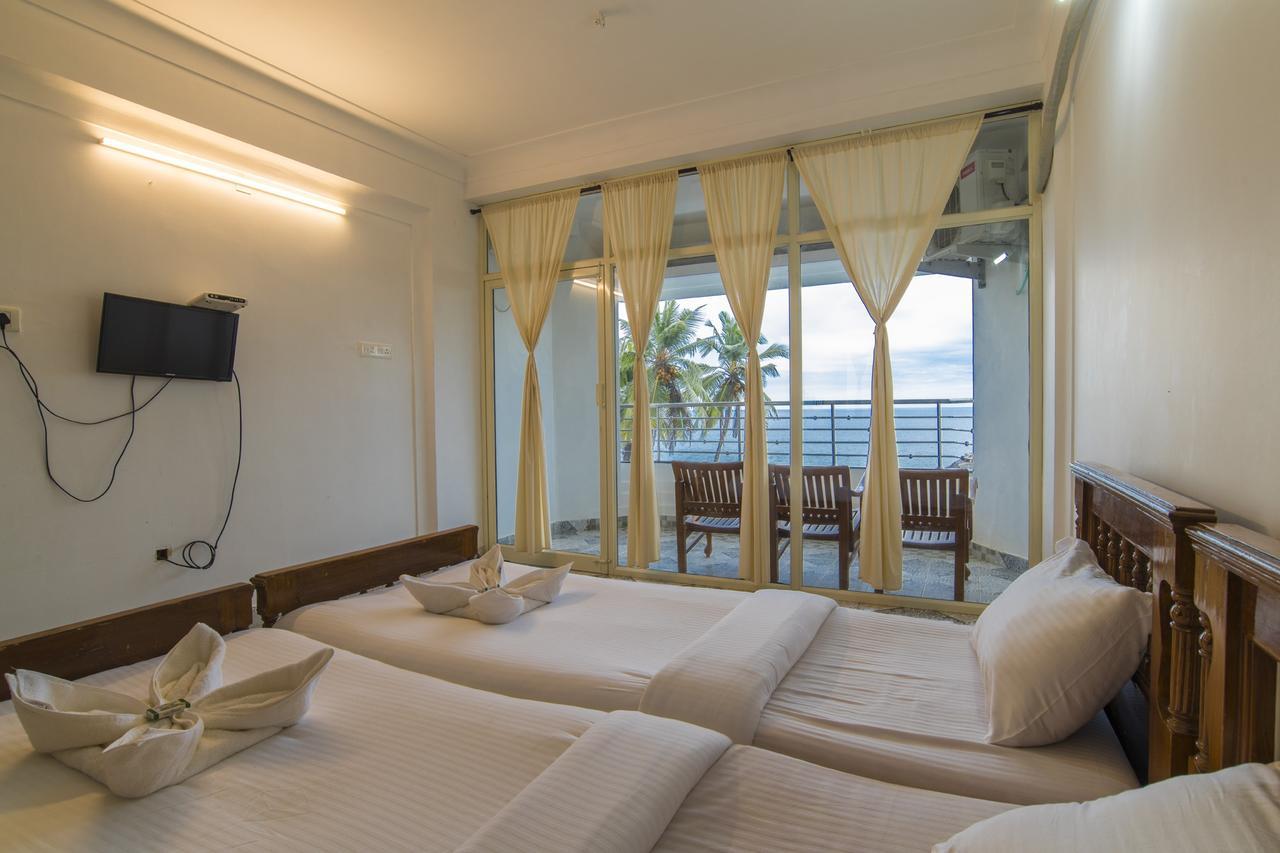 Surya Beach Resort Kovalam Exterior foto