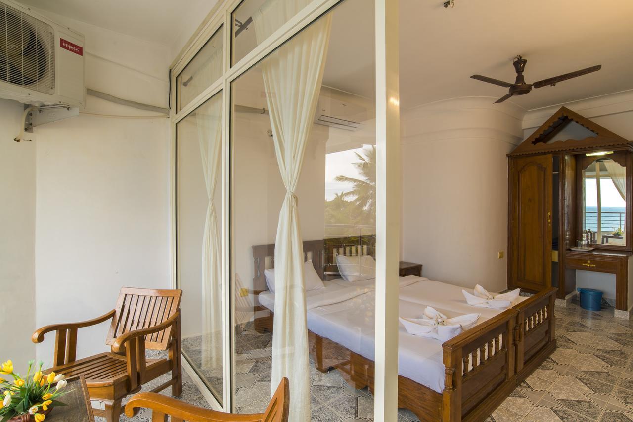 Surya Beach Resort Kovalam Exterior foto